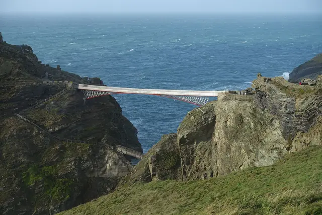The footbridge to Tintagel Castle across the gorge